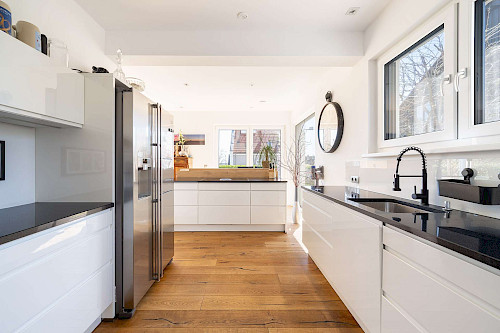 Garten oder Dachterrasse? - Beides! Exklusives ZFH mit Alpenblick vor den Toren Münchens - Bild 5235723