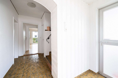 Ein Zuhause voller Möglichkeiten! Solides Zweifamilienhaus auf schönem Grundstück in Marzling - Bild 5235596