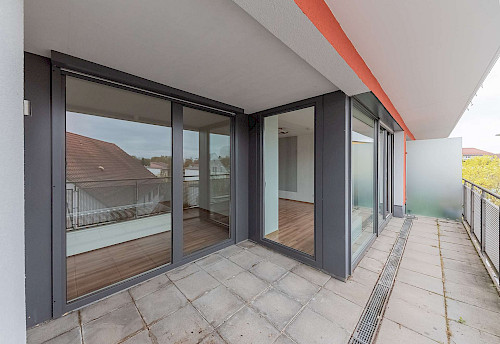 Zu vermieten! Moderne 2-Zimmer-Wohnung mit guter Ausstattung, Balkon und Loggia - Bild 5287226