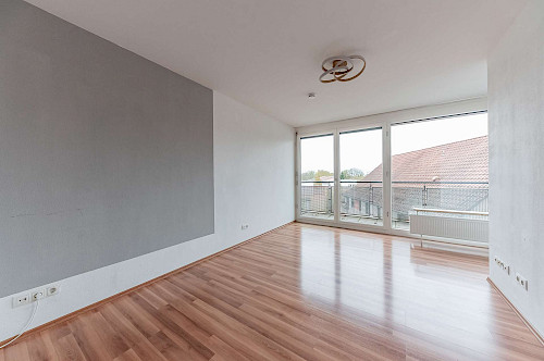 Zu vermieten! Moderne 2-Zimmer-Wohnung mit guter Ausstattung, Balkon und Loggia - Bild 5287226
