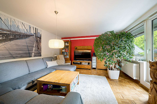 Ruhe über den Dächern, Leben vor der Tür! – Traumhafte 4,5-Zimmer-Dachterrassenwohnung im Zentrum - Bild 5372069