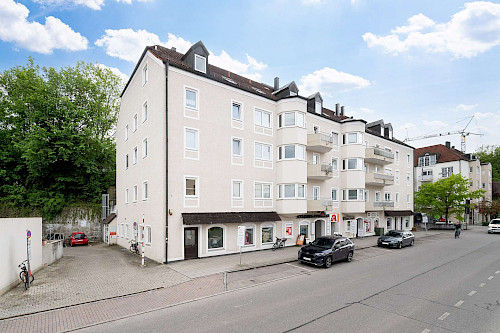 Ruhe über den Dächern, Leben vor der Tür! – Traumhafte 4,5-Zimmer-Dachterrassenwohnung im Zentrum - Bild 5372069