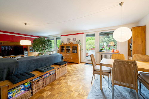 Ruhe über den Dächern, Leben vor der Tür! – Traumhafte 4,5-Zimmer-Dachterrassenwohnung im Zentrum - Bild 5372069