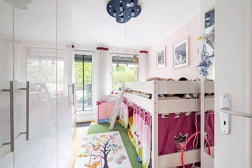 Ruhe über den Dächern, Leben vor der Tür! – Traumhafte 4,5-Zimmer-Dachterrassenwohnung im Zentrum - Bild 5372069