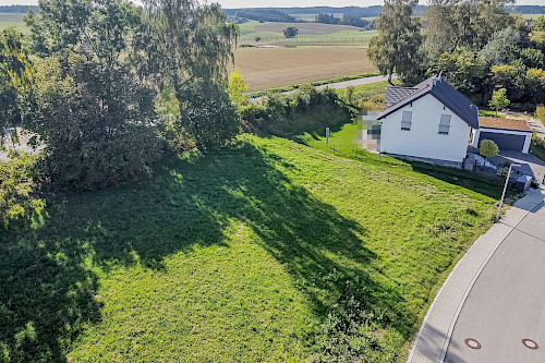 Hier könnte Ihr Haus stehen! Traumhaftes Baugrundstück für ein Ein- oder Zweifamilienhaus - Bild 5502556