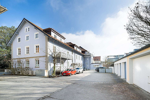 Oben wohnen, unten läuft's! Charmanter Altbau mit Penthouse zur Eigennutzung + stabile Mieteinnahmen - Bild 3069729