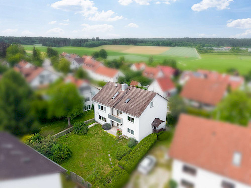 Kapitalanlage, Selbstbezug oder Beides? Gut geschnittenes 2-3-Familienhaus im schönen Hohenbachern - Bild 5579508