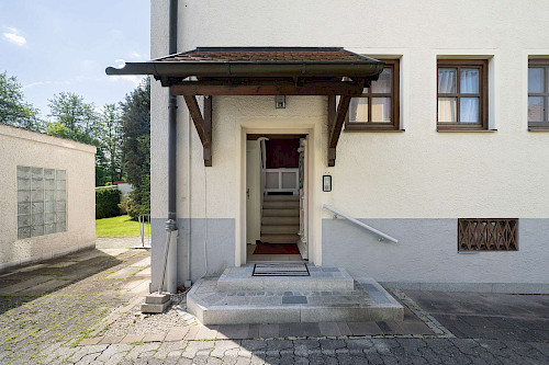 Zwei- bis Drei-Familienhaus! Schöne Lage und großer Garten - Bild 3634168