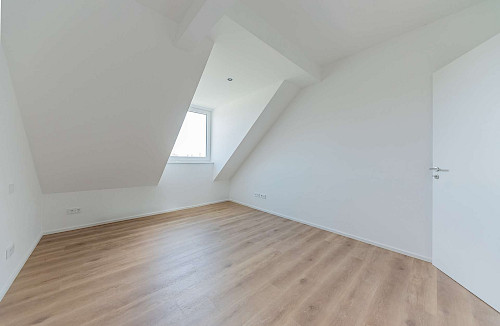 Zu vermieten! Traumhafte Dachgeschosswohnung im Freisinger Norden zum Erstbezug - Bild 5530678