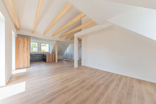 Zu vermieten! Traumhafte Dachgeschosswohnung im Freisinger Norden zum Erstbezug - Bild 5530678