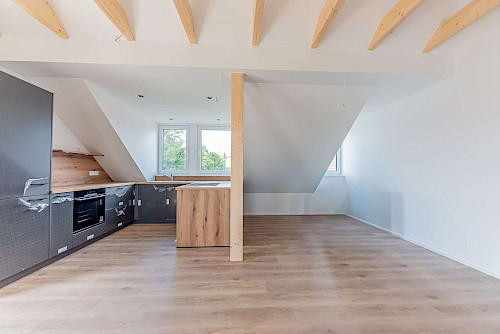 Zu vermieten! Traumhafte Dachgeschosswohnung im Freisinger Norden zum Erstbezug - Bild 5530678