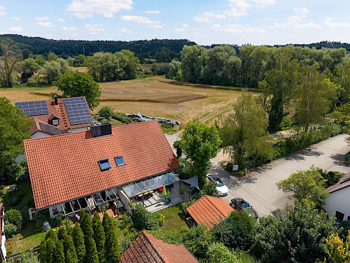 Exquisit! Gepflegte Doppelhaushälfte in toller Ortsrandlage - Bild 5747564