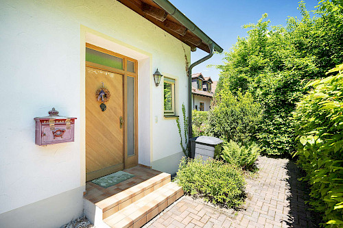 Platz für kleine Füße & große Träume! Familienfreundliche Doppelhaushälfte in ruhiger Lage - Bild 5468385