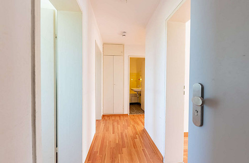 Hereinspaziert! Charmante 3-Zimmer Wohnung mit Süd-Loggia - Bild 5779499