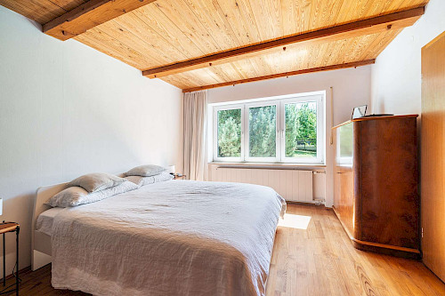 Bungalow oder zweigeschossig? Einfamilienhaus mit vorbereitetem Dachausbau und großem Garten - Bild 5826086