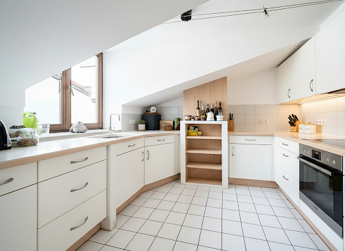 Sonne im Doppelpack! Beeindruckende 3-Zimmer-Wohnung mit zwei Dachterrassen und optimalem Schnitt - Bild 4532010