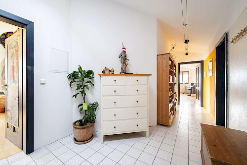 Sonne im Doppelpack! Beeindruckende 3-Zimmer-Wohnung mit zwei Dachterrassen und optimalem Schnitt - Bild 4532010
