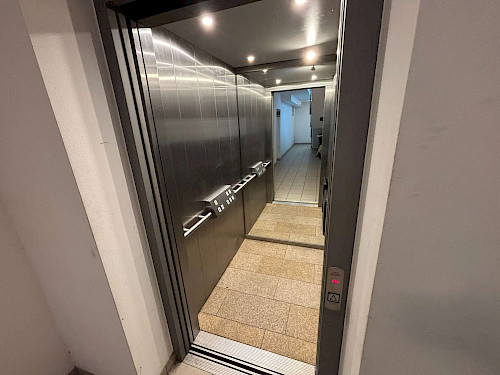Betreutes Wohnen in Freising! Barrierefreie 2-Zimmer-Wohnung vorerst als Kapitalanlage - Bild 5708963