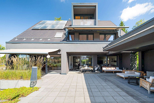 Wo München für Familien am schönsten ist! Zeitgenössische Villa mit Pool in Bestlage von Freising - Bild 4882614