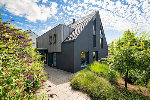 Wo München für Familien am schönsten ist! Zeitgenössische Villa mit Pool in Bestlage von Freising - Bild 4882614