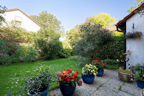 Zuhause! Charmante Doppelhaushälfte mit viel Platz und besonderem Flair - Bild 6218624
