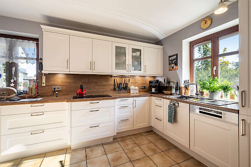 Zuhause! Charmante Doppelhaushälfte mit viel Platz und besonderem Flair - Bild 6218624