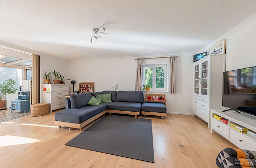 Gut angelegt! Gepflegtes Mehrfamilienhaus mit 5 Einheiten auf schönem Grundstück in Marzling - Bild 5999570