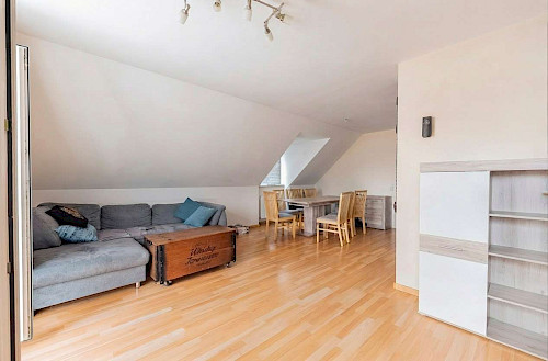 Gut angelegt! Gepflegtes Mehrfamilienhaus mit 5 Einheiten auf schönem Grundstück in Marzling - Bild 5999570