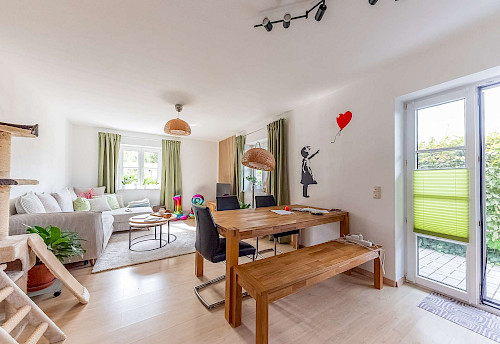 Gut angelegt! Gepflegtes Mehrfamilienhaus mit 5 Einheiten auf schönem Grundstück in Marzling - Bild 5999570