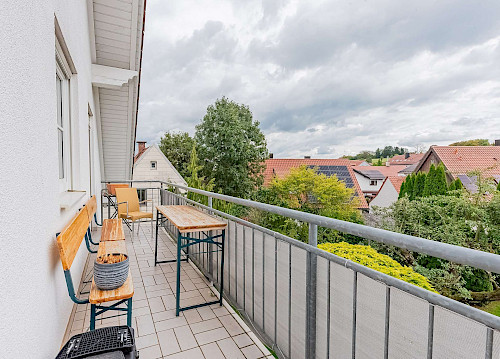 Gut angelegt! Gepflegtes Mehrfamilienhaus mit 5 Einheiten auf schönem Grundstück in Marzling - Bild 5999570