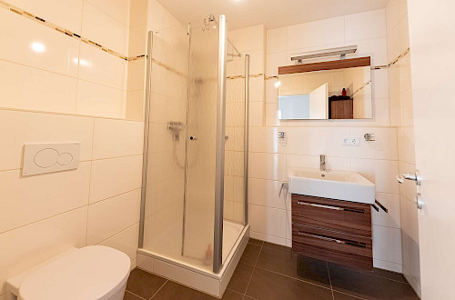 Traumhaft! Moderne 4-Zimmer-Wohnung mit 2 Balkonen zu vermieten - Bild 6312448